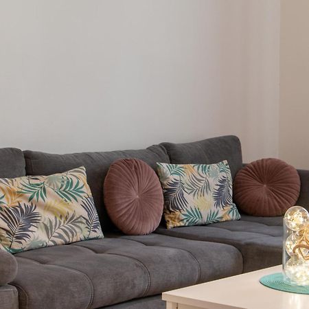Riverside Cr Apartment براغ المظهر الخارجي الصورة