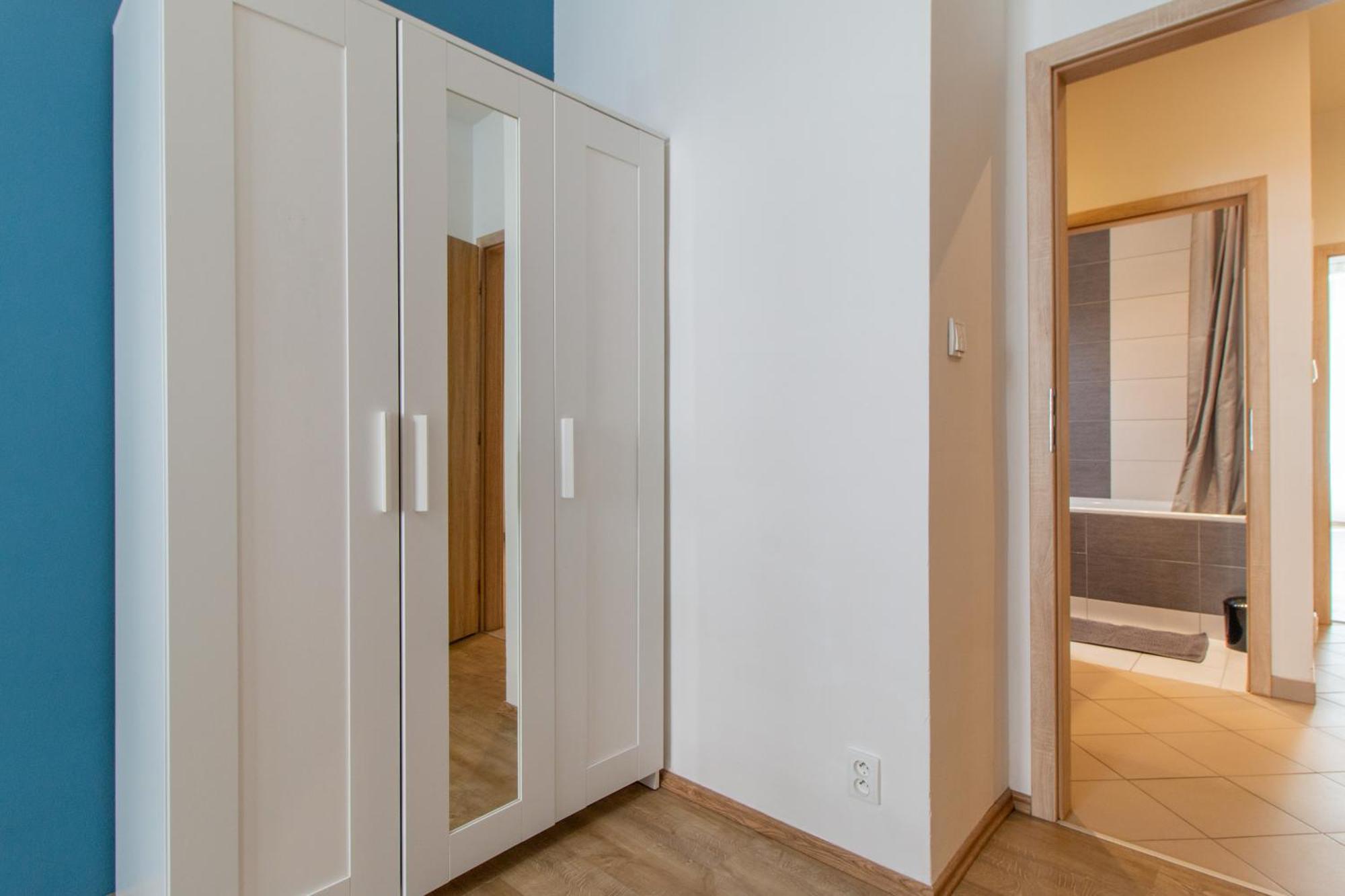 Riverside Cr Apartment براغ المظهر الخارجي الصورة