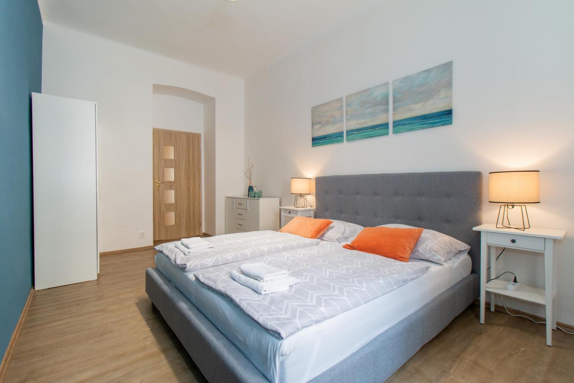 Riverside Cr Apartment براغ المظهر الخارجي الصورة