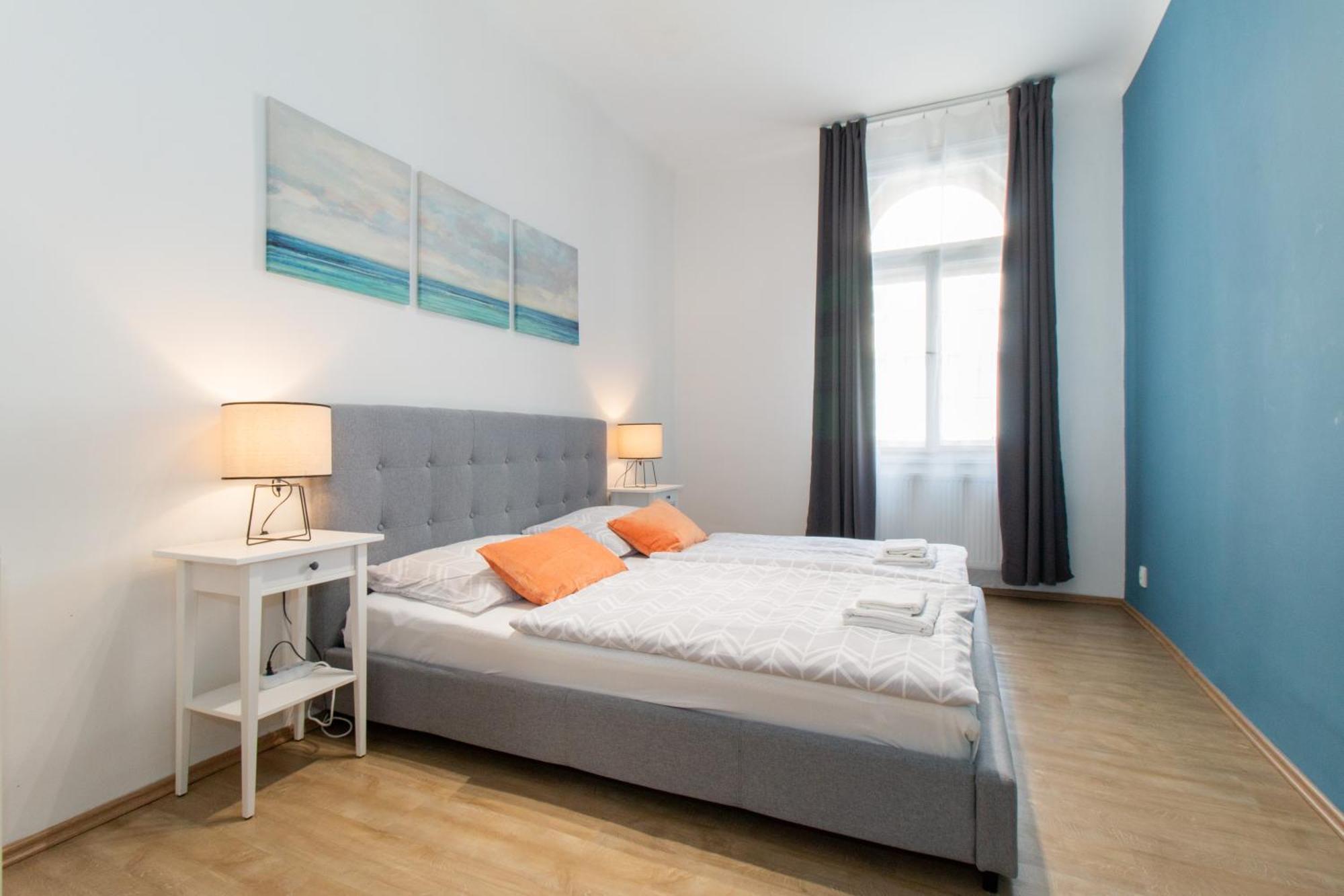 Riverside Cr Apartment براغ المظهر الخارجي الصورة